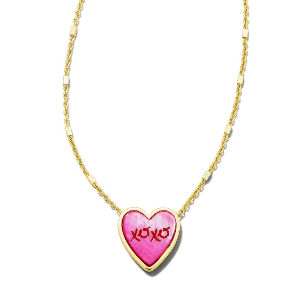 xoxo heart shaped Kendra Scott necklace
